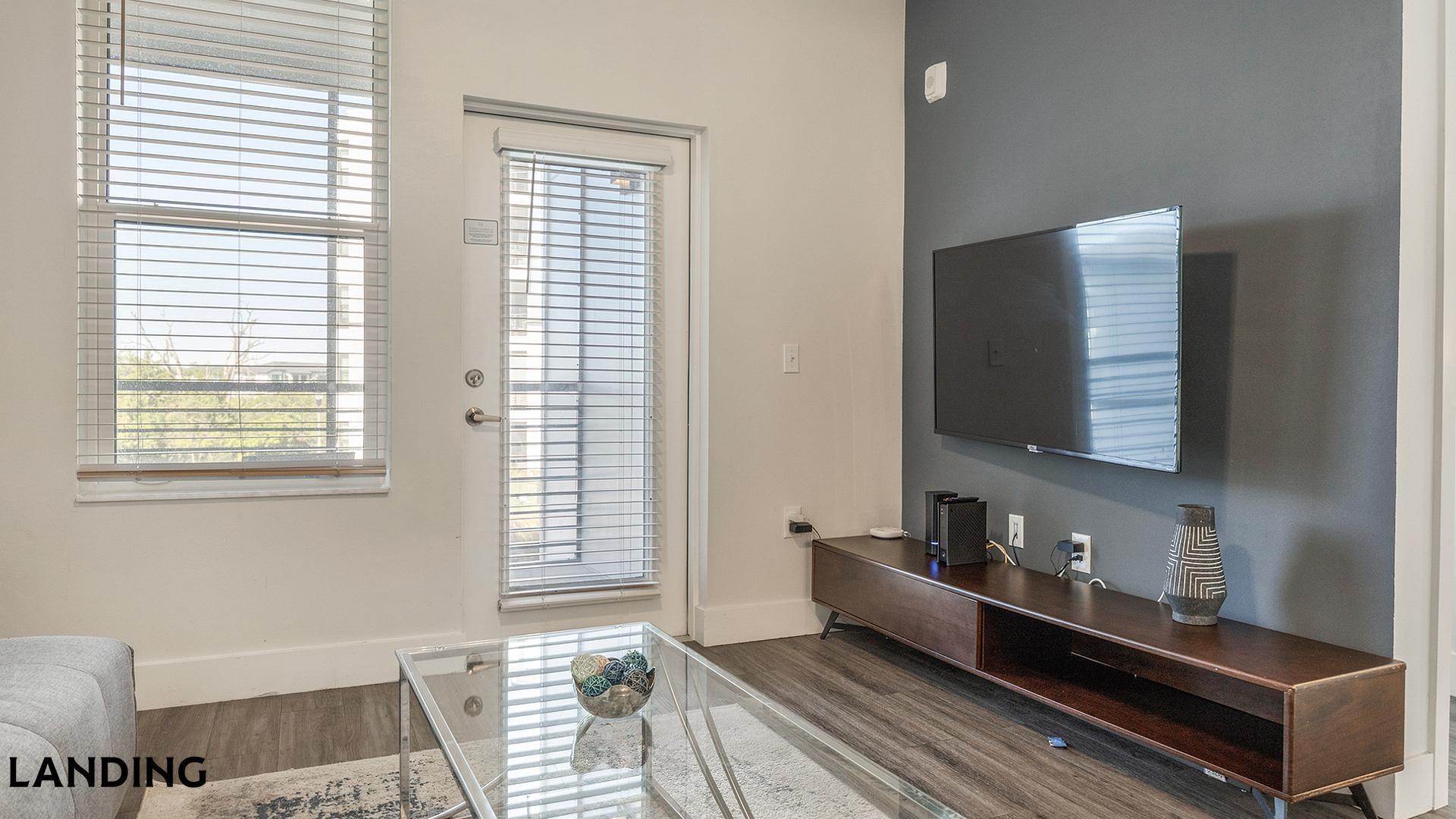 Building Photo - 4950 W Prescott St