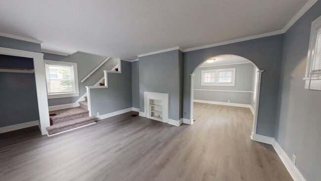 Building Photo - 2 Bedroom on a Corner Lot