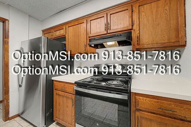 Building Photo - Charming & Spacious 2-Bed / 2-Bath Apartment in Gladstone