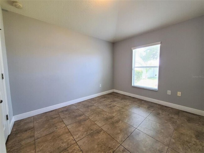 Building Photo - 10737 Standing Stone Dr