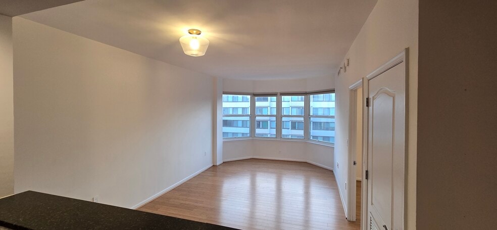 Building Photo - 1111 11th St NW