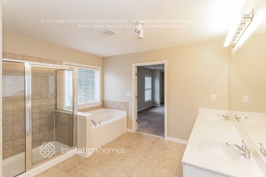 Building Photo - 2737 High Creek Run