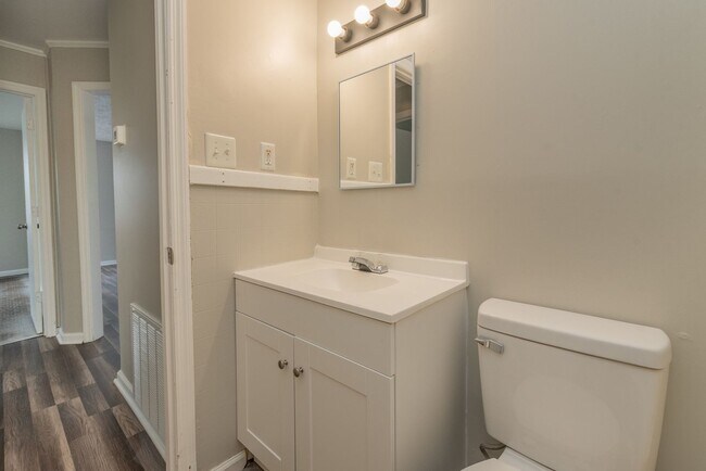 Building Photo - Updated 2 Bed / 1 Bath Home for Rent in Augusta – $1,000/month!