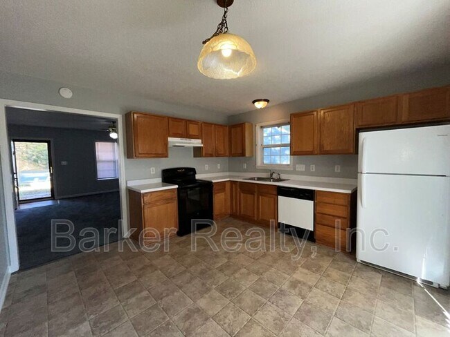 Building Photo - 2113 Spin Cast Pl