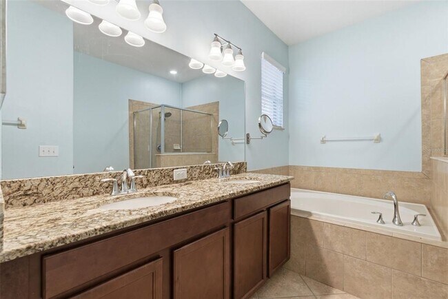 Building Photo - 12423 Ballentrae Forest Dr