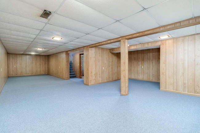 Building Photo - 2356 Hawthorne Ct