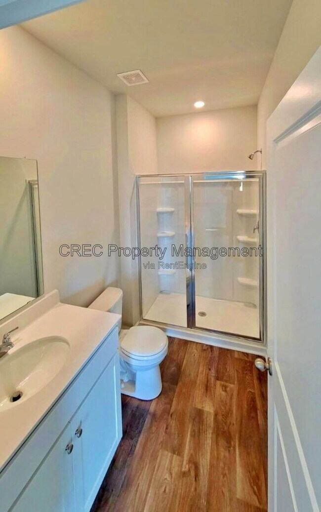 Building Photo - 817 Lilyford Ln