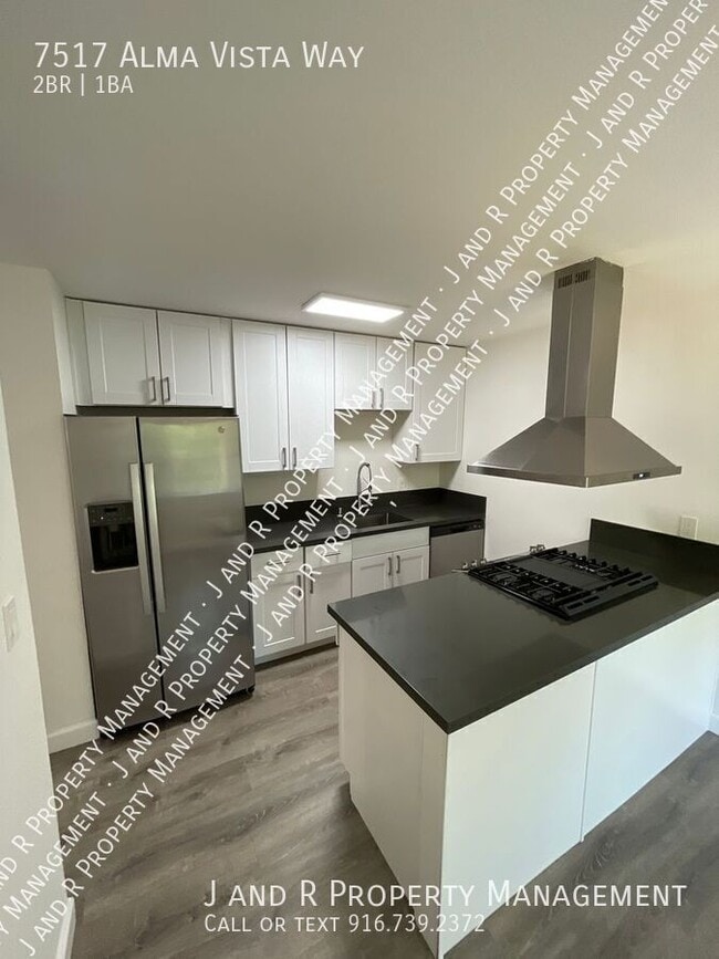 Building Photo - 7517 Alma Vista Wy