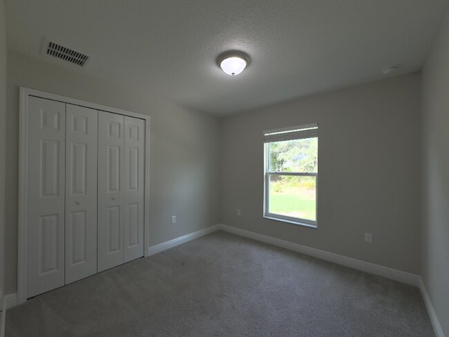 Building Photo - 13682 SW 40th Ave Rd