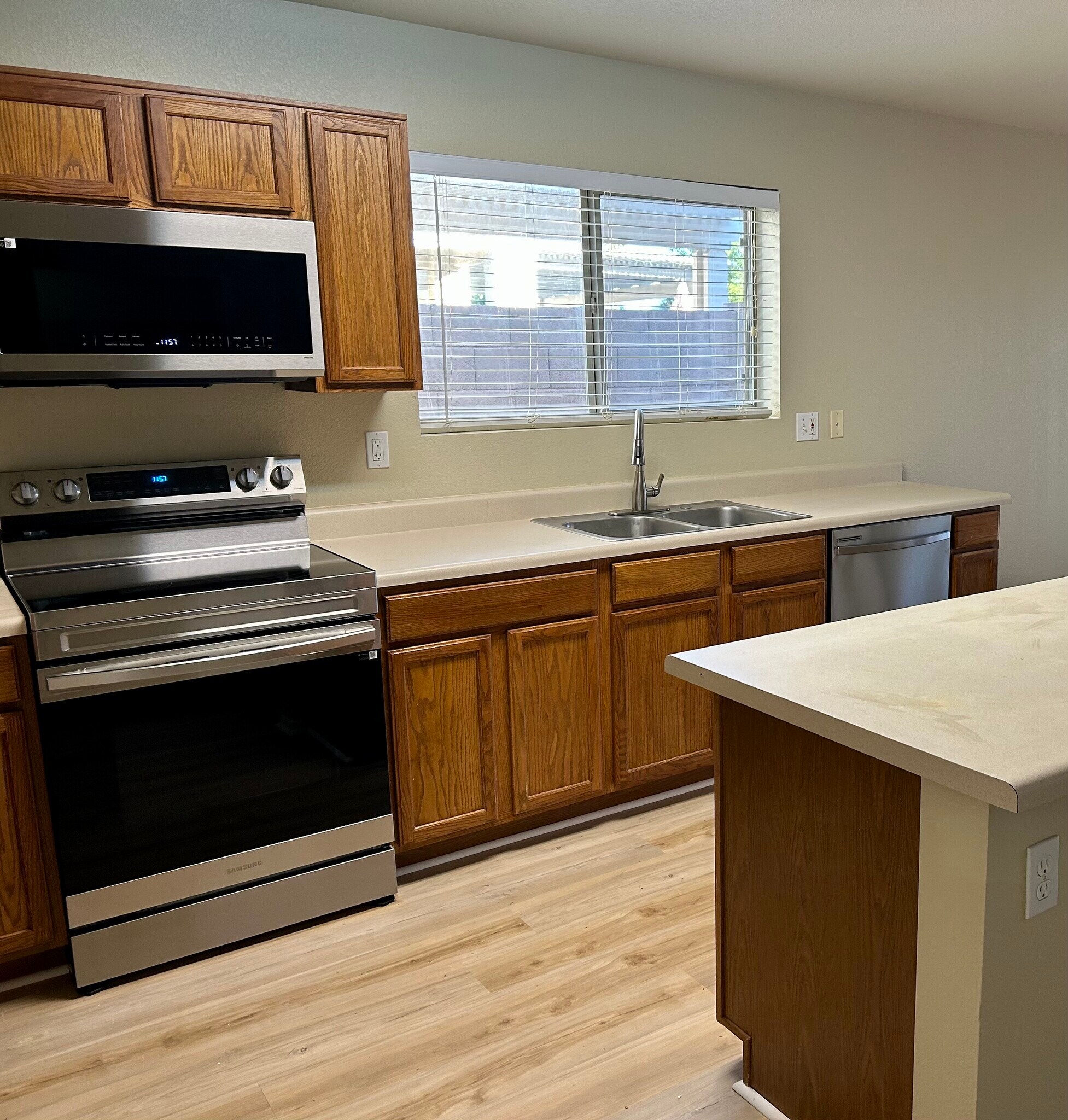 Kitchen - 9125 E Plata Ave