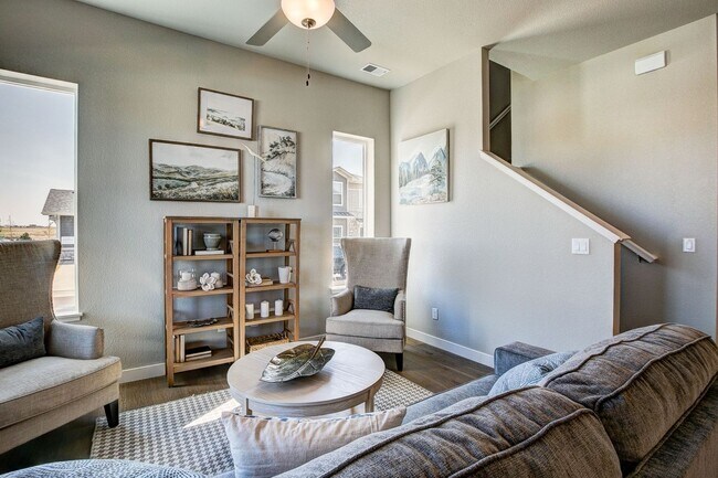 Building Photo - Mangold832 (KC-LN)