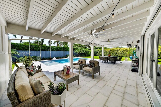 Building Photo - 8820 SW 85th Terrace
