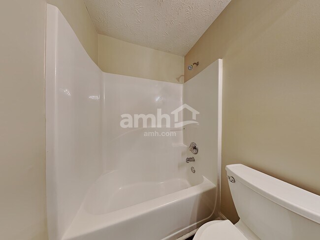 Building Photo - 448 Ash Trace Ln