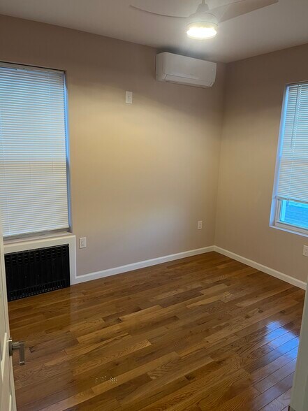 Building Photo - 463 83rd St