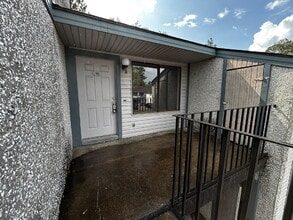 Building Photo - Condo for Rent