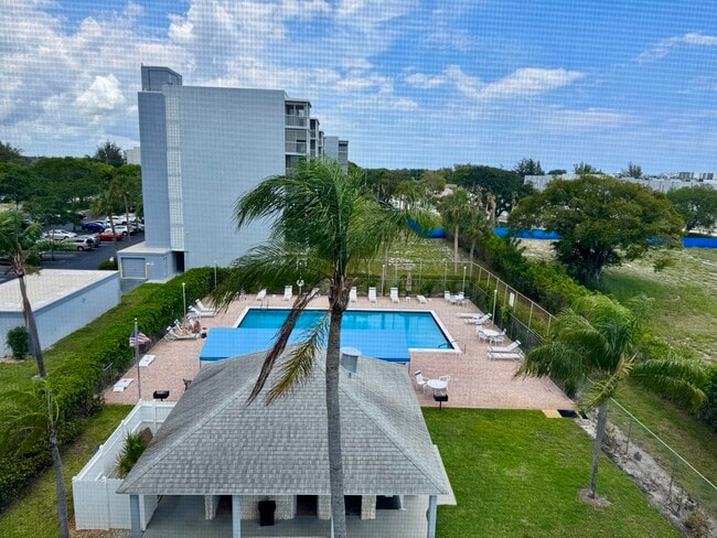 Building Photo - 5500 NW 2nd Ave