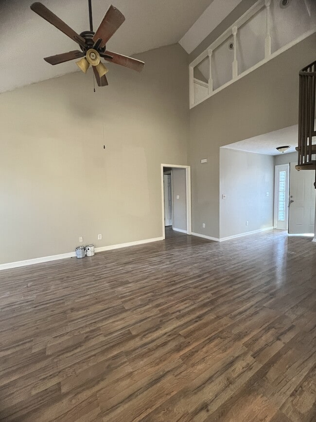 Building Photo - 1714 Dublin Ct