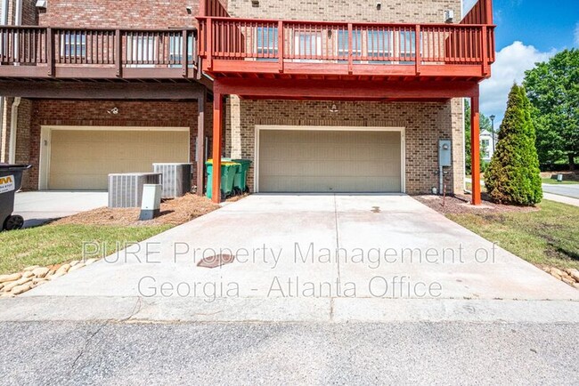 Building Photo - 13117 W Twin Alley