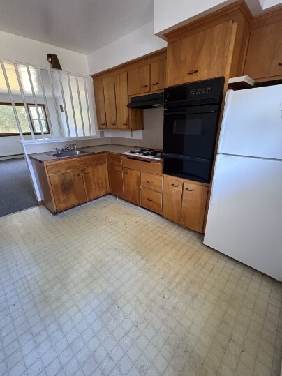 Primary Photo - 102 S Brewer Dr