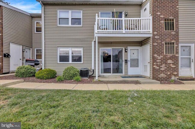 Building Photo - 2900 State Hill Rd