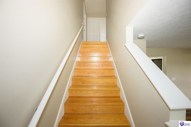 Building Photo - 122 W Donna Reed Blvd