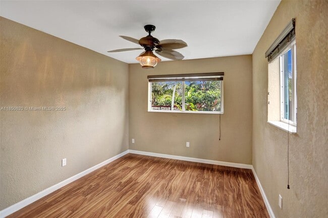 Building Photo - 7245 S Waterway Dr