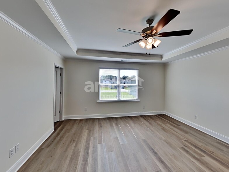 Building Photo - 5319 Trust Dr