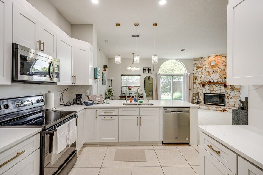 Building Photo - 3812 Tallcott Dr