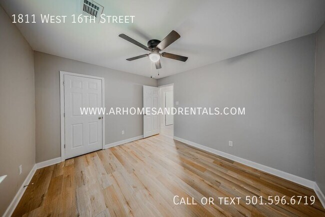 Building Photo - 1811 W 16th St