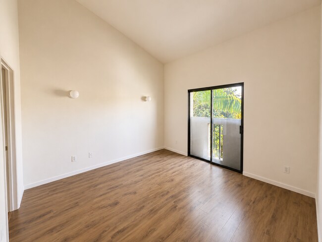 Building Photo - 3744 Arnold Ave