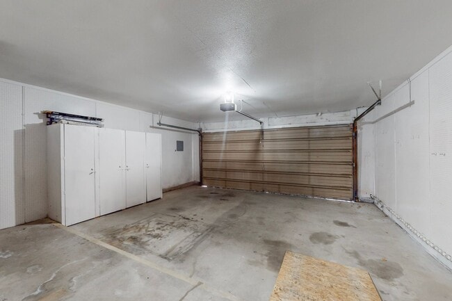 Building Photo - Tramway/Indian School TH 2/BD 2/BA 2/CG