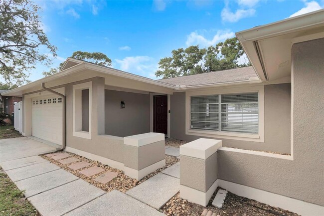 Building Photo - 105 Timberview Dr