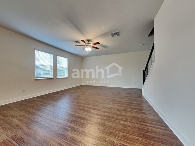 Building Photo - 3233 Bridge Haven Dr