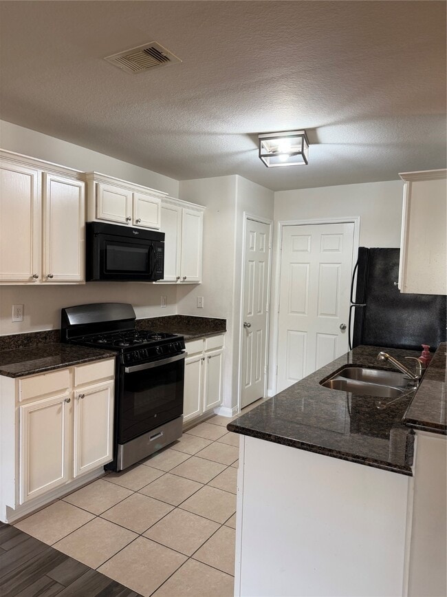 Building Photo - 9919 Opal Rock Dr