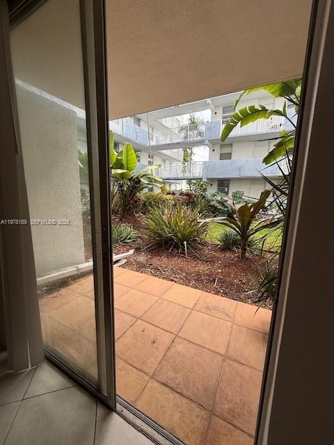 Building Photo - 1801 S Treasure Dr