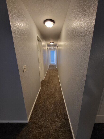 Downstairs Hall - 2704 Breckenridge PL