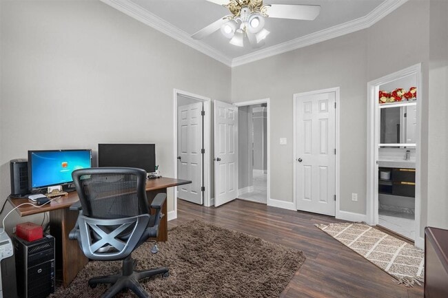 Building Photo - 1706 Buttercup Creek Blvd