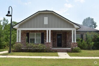Building Photo - Marina Village 3 Bedroom Available for Lease