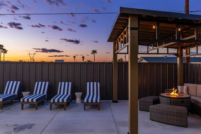 Building Photo - 3611 Breakwater Dr