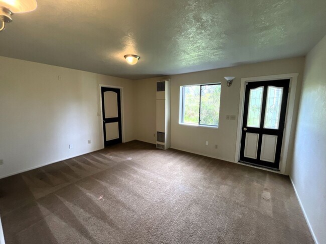 Building Photo - 3747 Trinity St