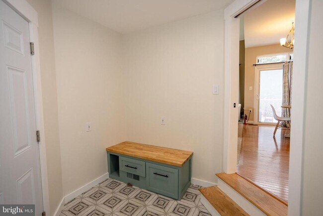 Building Photo - 1411 Campbell Ct NE