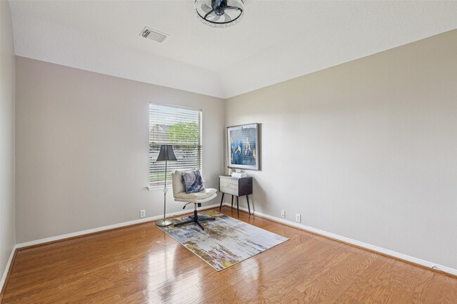 Building Photo - 8002 Cross Trail Dr