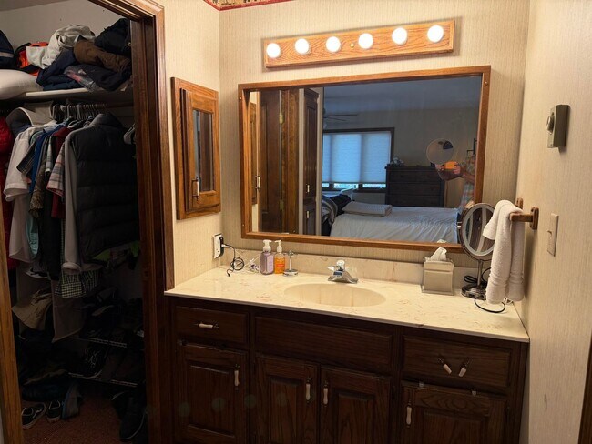 Building Photo - Tucked Away Mountain Retreat in Durango