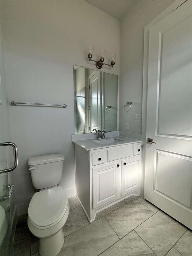 Building Photo - 19521 Tranquility Fls Cv