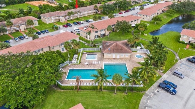 Building Photo - 1016 Twin Lakes Dr