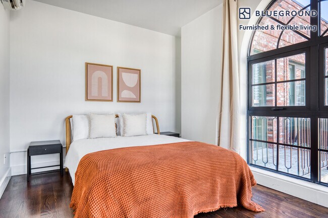 Building Photo - 187 Kent Ave