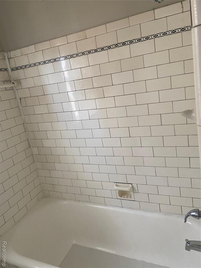 Building Photo - 14510 Asbury Park