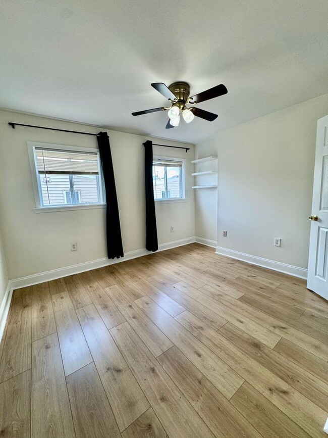 Building Photo - Charming 2-Bedroom Home in Fishtown/Olde R...