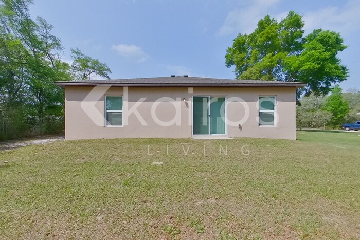 Building Photo - 1924 W Roseboro Dr