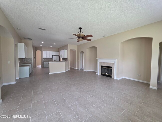 Building Photo - 739 Wakemont Dr